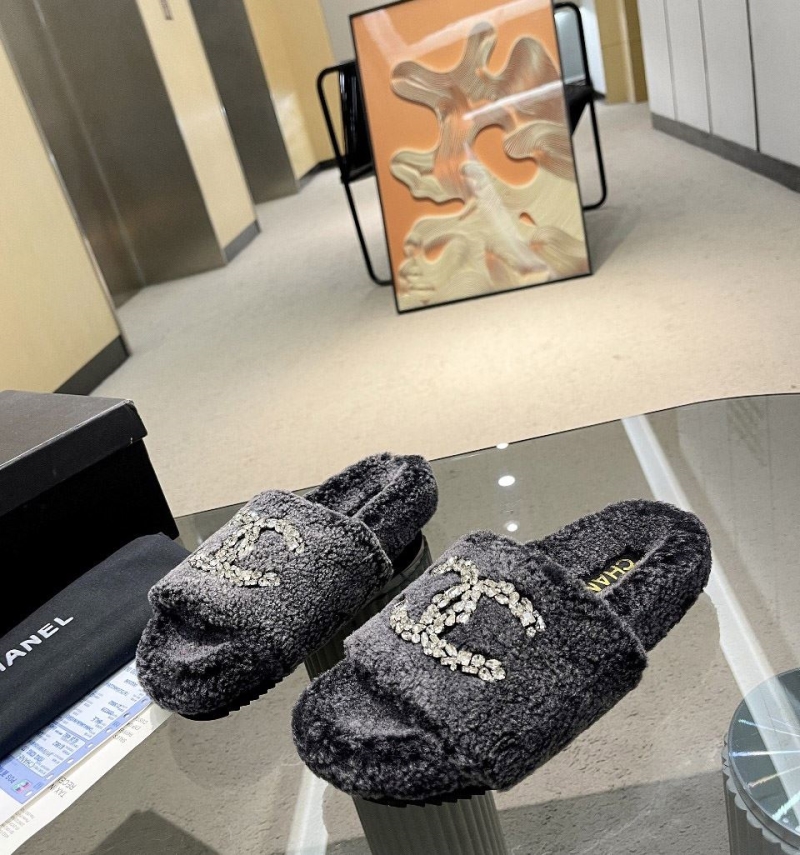Ch*el slippers